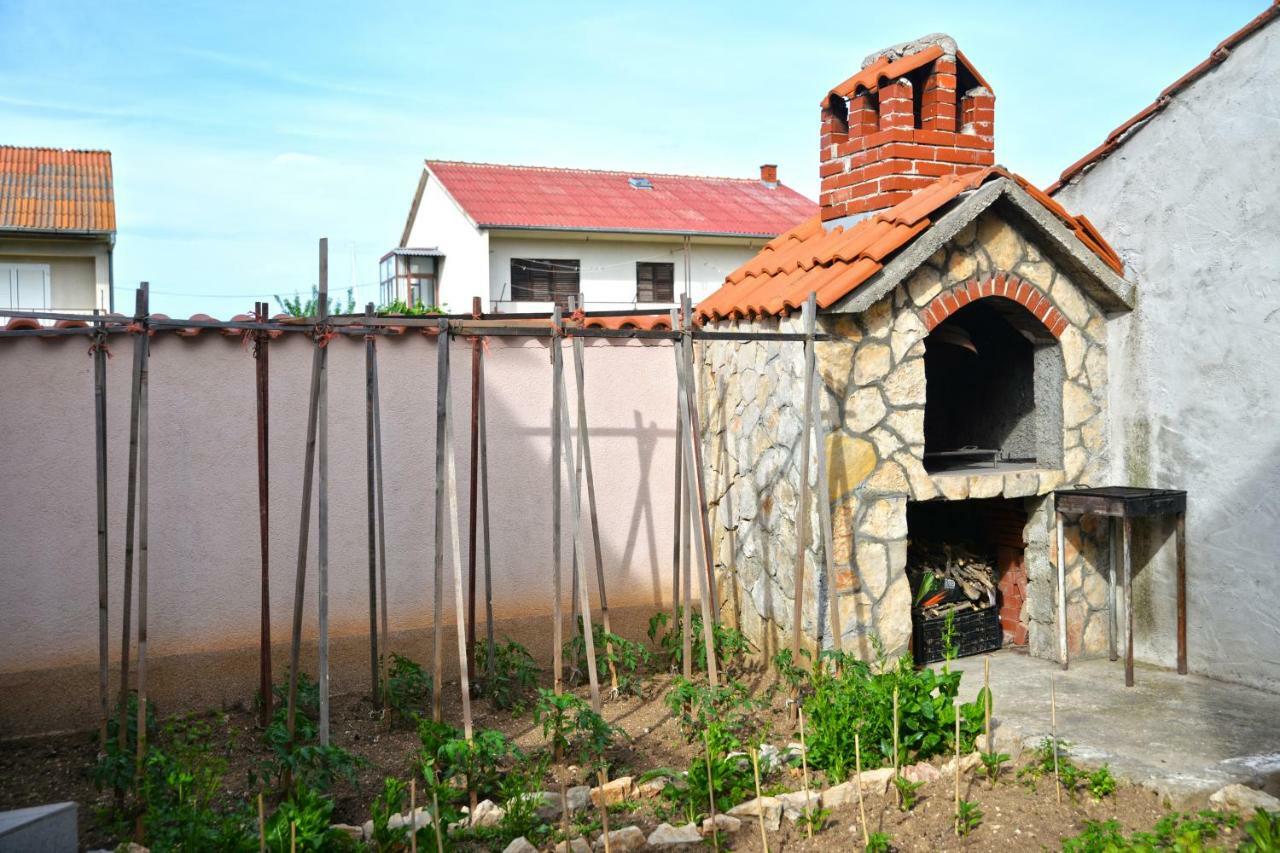 Sime Apartment Betina (Sibenik-Knin)
